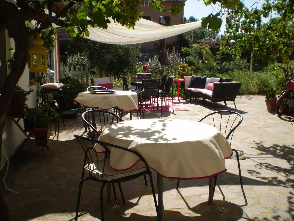 Bed and Breakfast Il Giardino Di Emilio à Marrùbiu Chambre photo