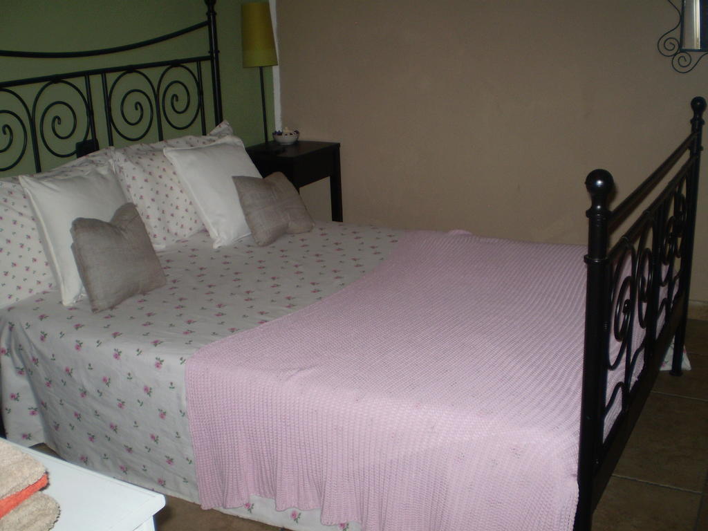 Bed and Breakfast Il Giardino Di Emilio à Marrùbiu Chambre photo